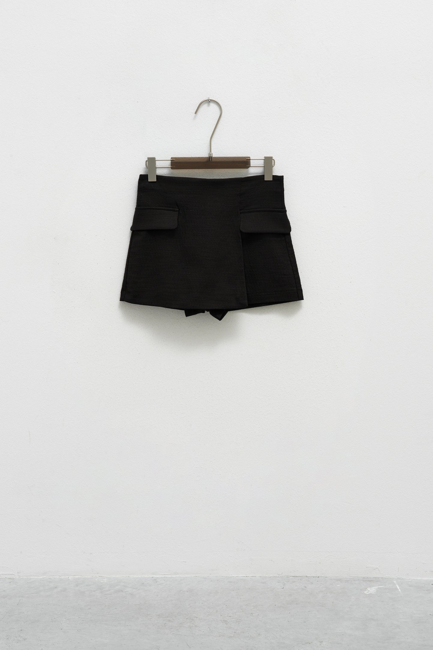 SHORTS GONNA