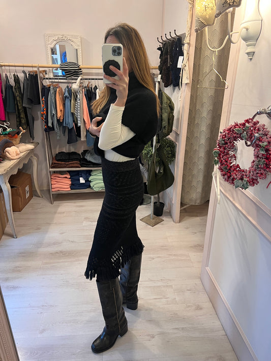 GONNA AMOSA BRAND BLACK