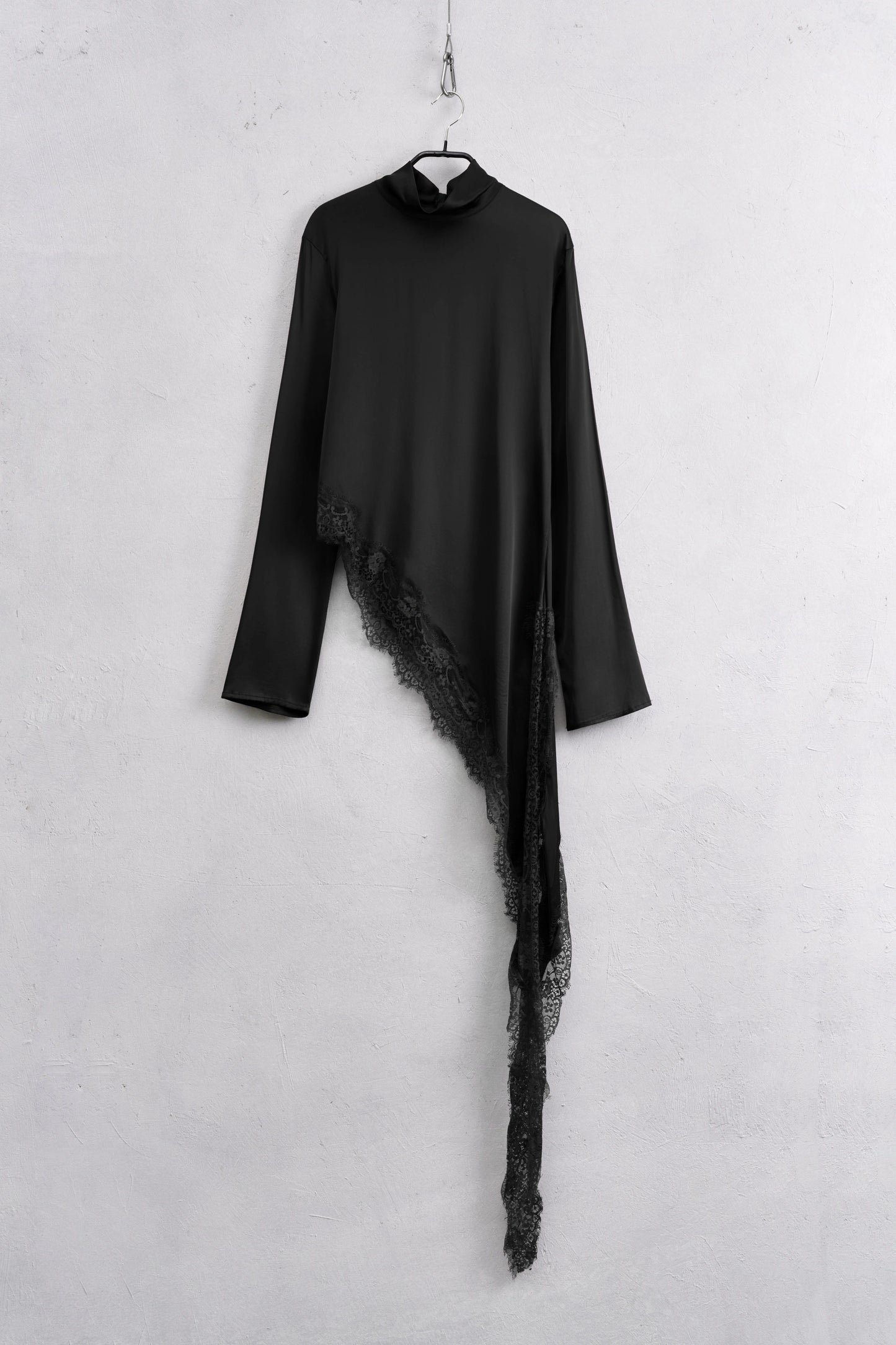 BLUSA SATIN E PIZZO