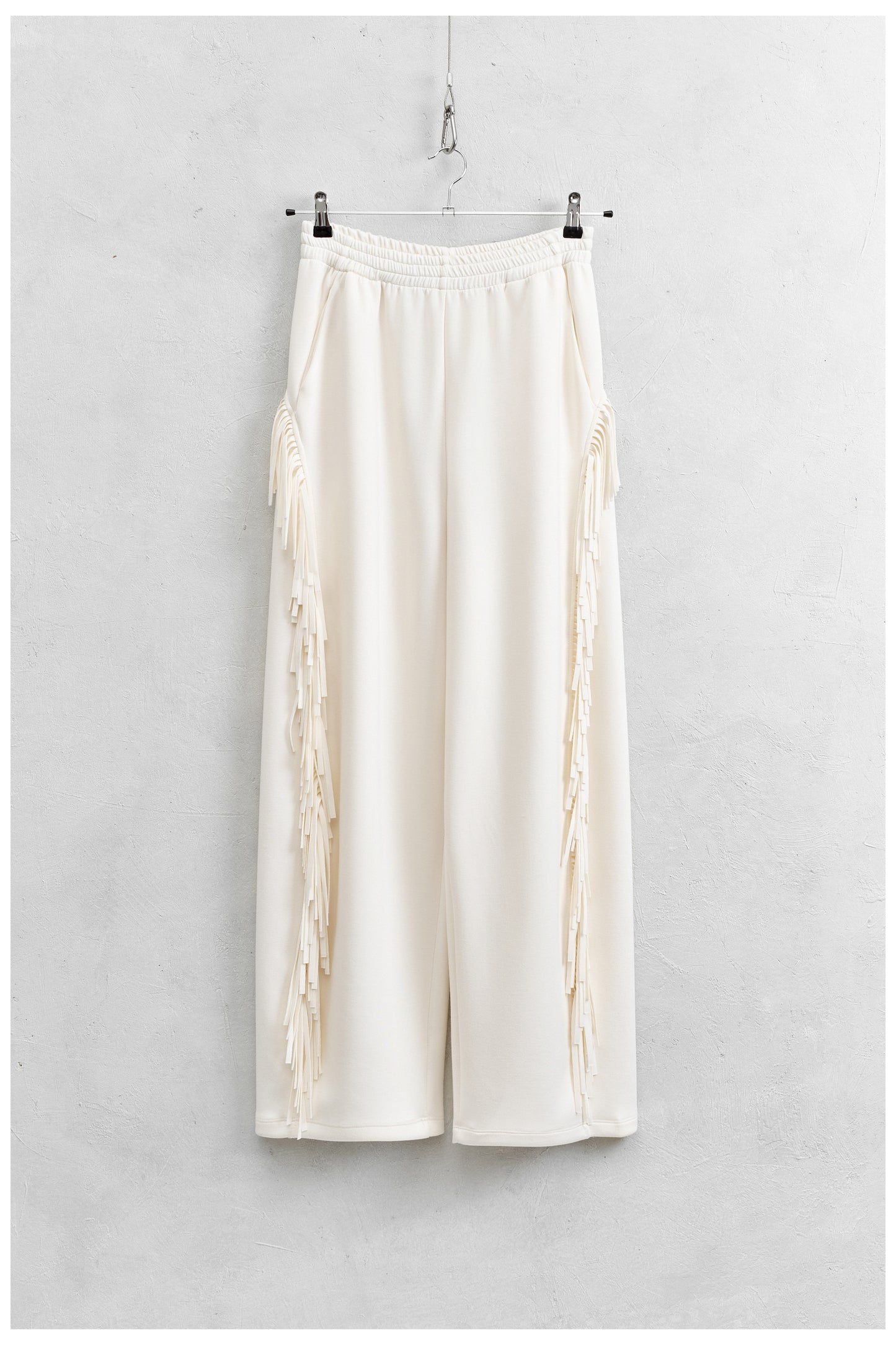 PANTALONE JOGGER CON FRANGE