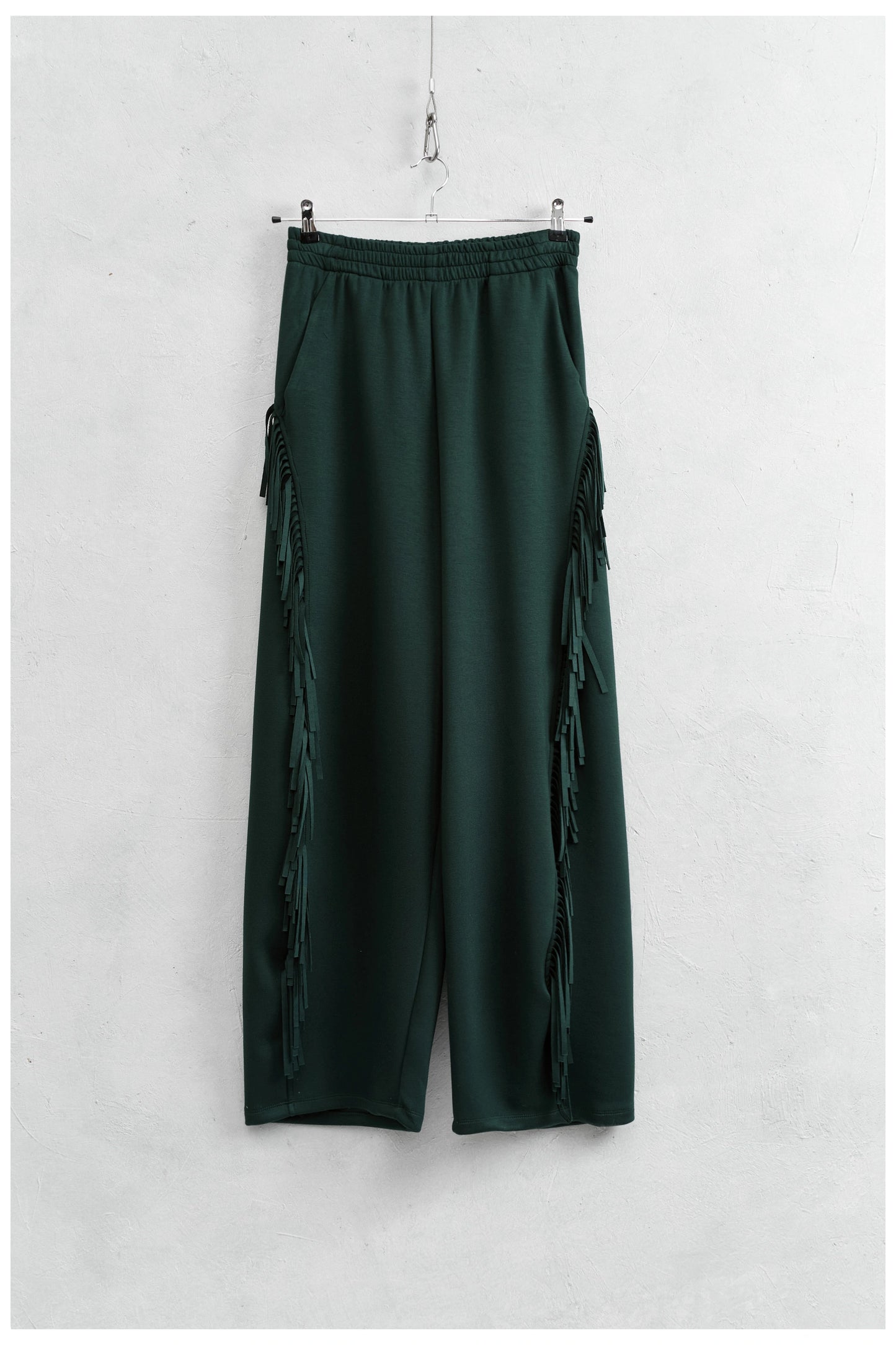PANTALONE JOGGER CON FRANGE