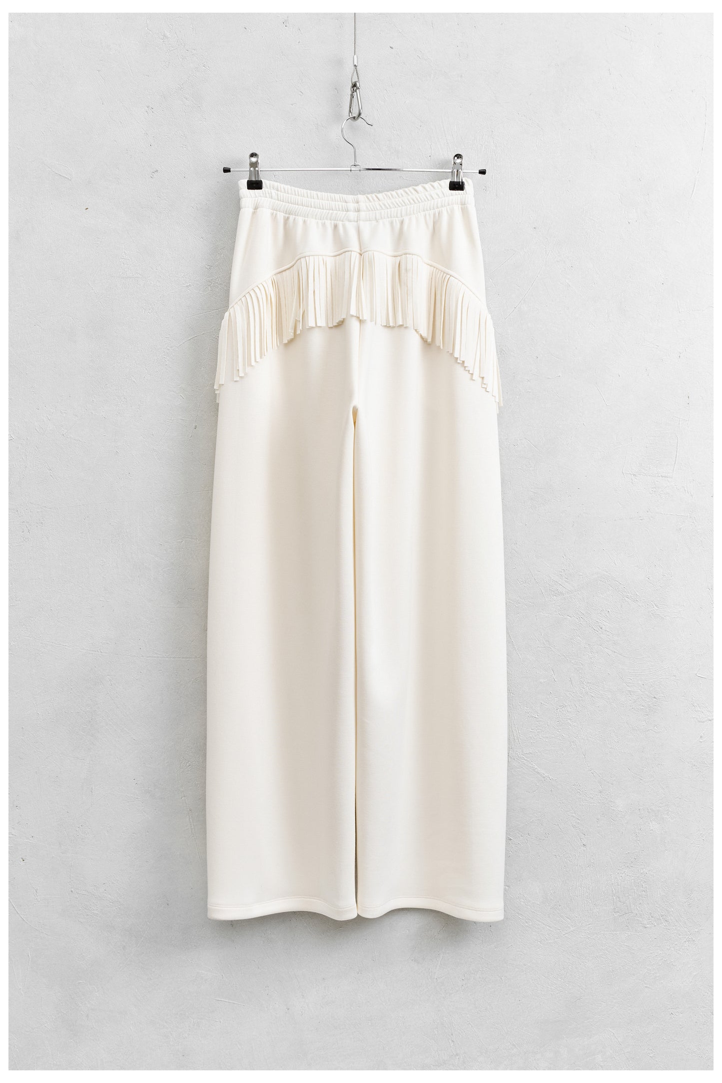 PANTALONE JOGGER CON FRANGE