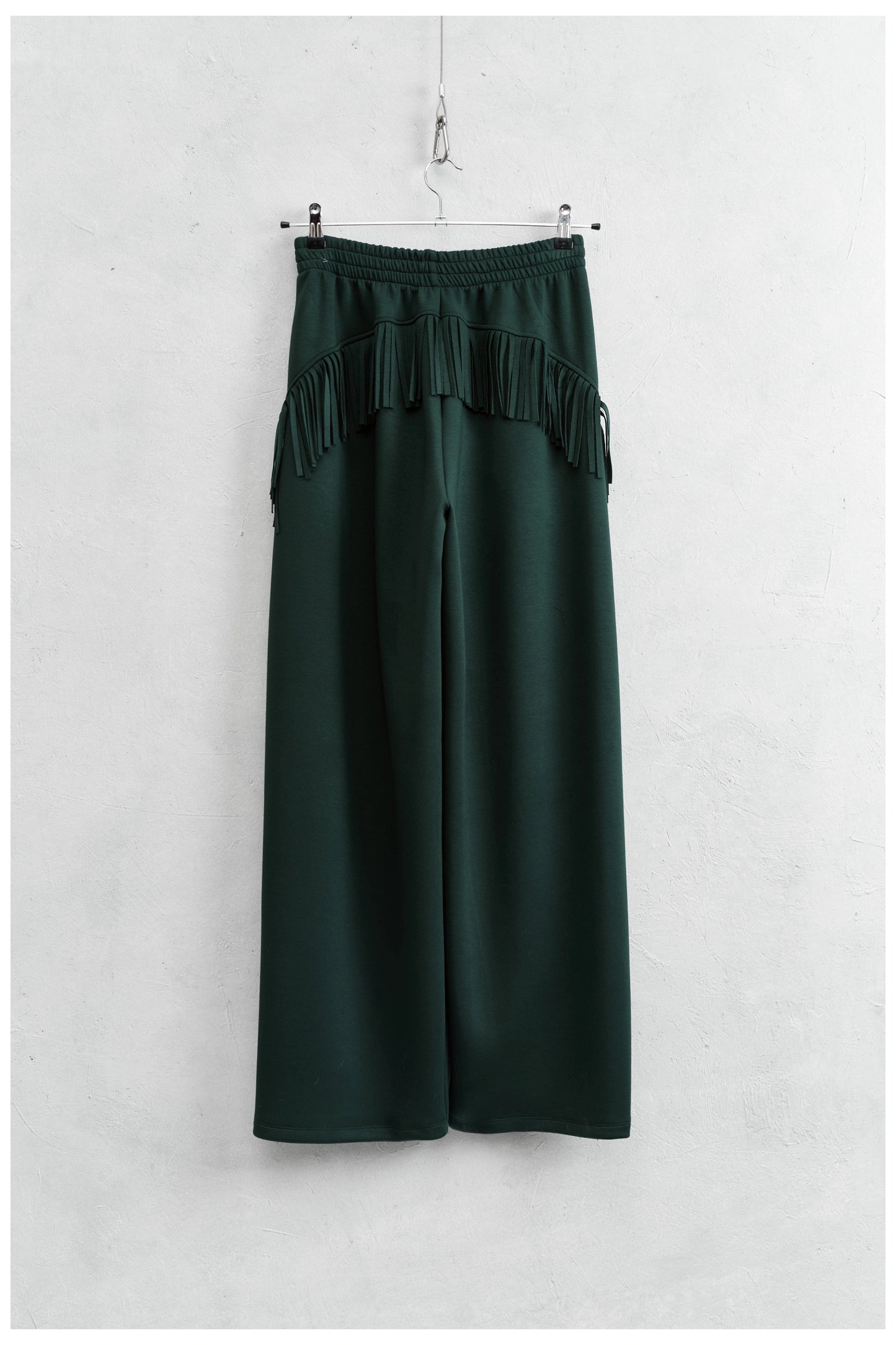 PANTALONE JOGGER CON FRANGE